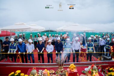 18/07/2024 Lễ cất nóc dự án Icon40 Hạ Long